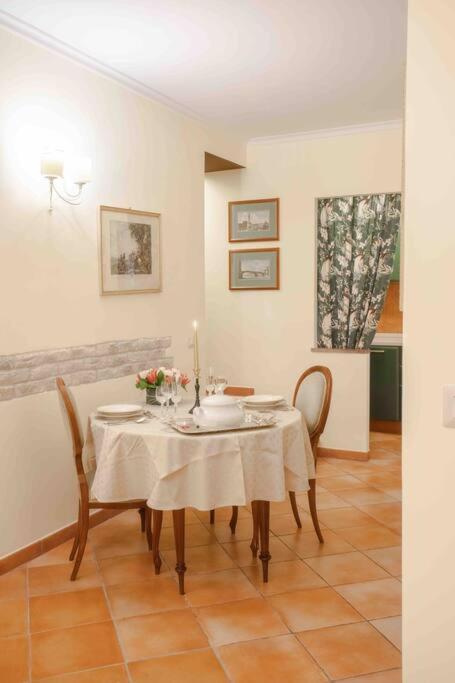 Apartament Torre Delle Rondini Castelnuovo di Farfa Zewnętrze zdjęcie